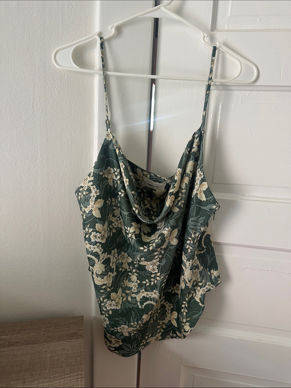 Floral Cowl Neck Spaghetti Strap Tank Top - Green